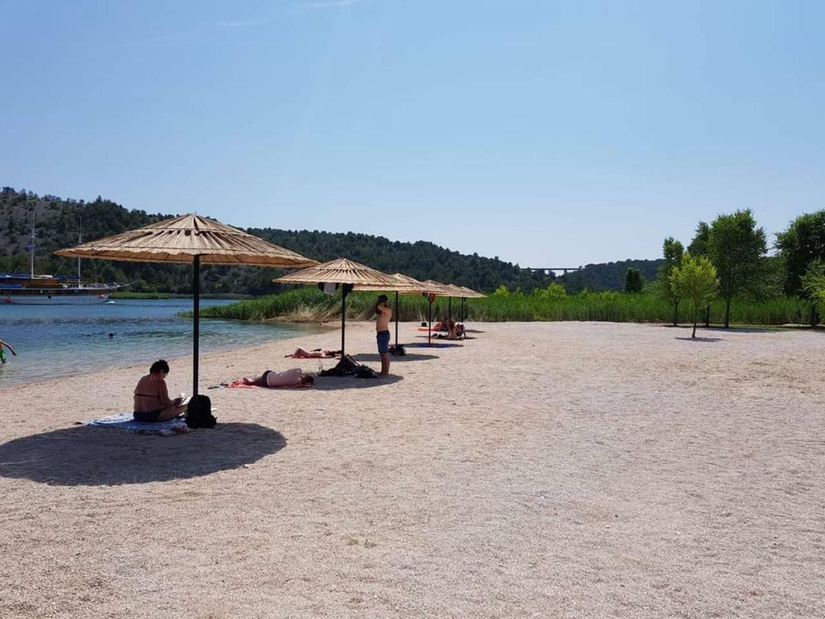 Villa Scolopax Rusticola Skradin With Heated Pool Extérieur photo